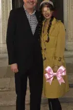 Adventurous Couple of London  Photo 3